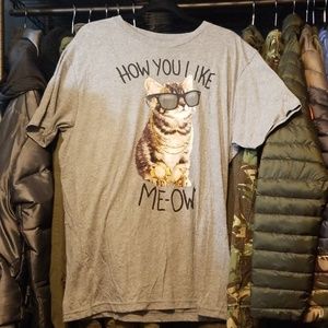 Mens size XL kitty cat tee shirt